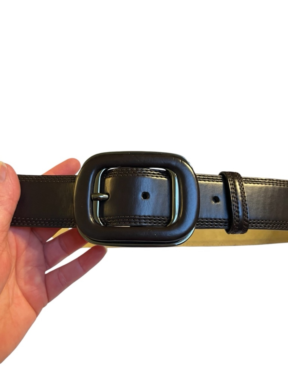 Classic Men's Leather Belt in Black size medium